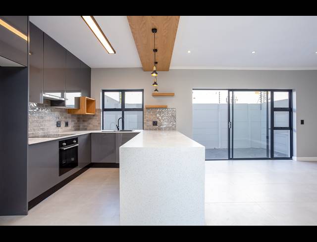 3 BEDROOM HOUSE TO LET IN SYBRAND PARK